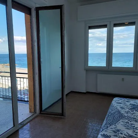 Apartment Seafront-smart Working