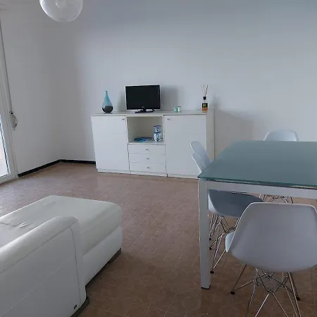 Apartment Seafront-smart Working